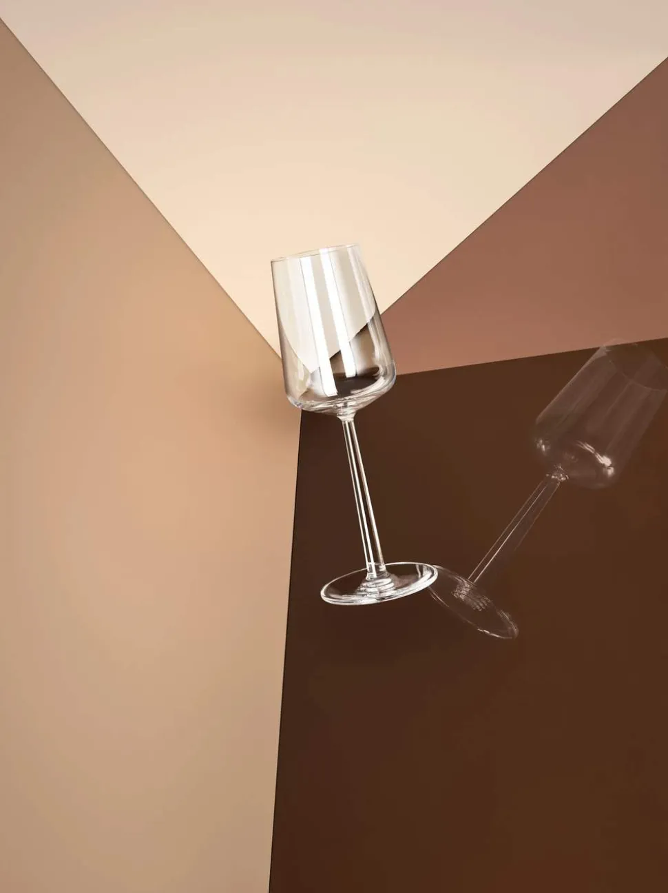 Essence Hvidvinsglas - 2 stk.