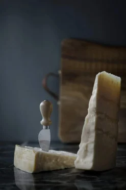 Ostekniv